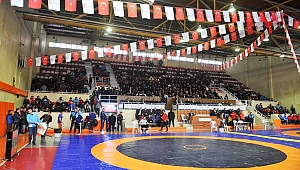 11. ULUSAL KURTULUŞ GÜREŞ TURNUVASI BAŞLADI