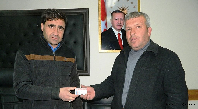 CHP'Lİ ÜYE 'HAYIR' DEMEMEK İÇİN İSTİFA EDİP AK PARTİYE GEÇTİ.