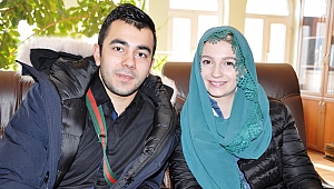 FRANSIZ ELYNE, MÜSLÜMANLIĞI SEÇTİ İSMİ ‘ELİF’ OLDU