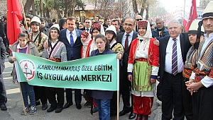 KURTULUŞ KORTEJİ COŞKUSU SOKAKLARDA YANKILANDI