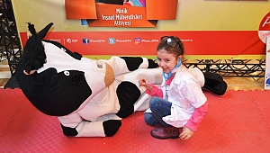 MİNİK VETERİNERLER GÖREV BAŞINDA