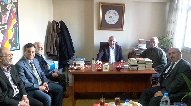 ÜNLÜ ŞAİRLER AY VAKTİN’DE!