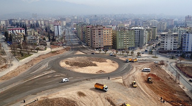 GAYBERLİ KAVŞAĞI’NDA HUMMALI ÇALIŞMA