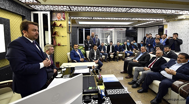 GENÇLERE ‘REFERANDUM’U ANLATTILAR