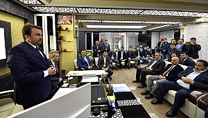 GENÇLERE ‘REFERANDUM’U ANLATTILAR