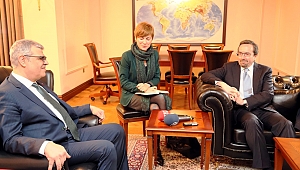 KAYNAK, ABD'NİN ANKARA BÜYÜKELÇİSİ JOHN BASS'I MAKAMINDA KABUL ETTİ.