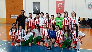 KSÜ BAYAN SALON FUTBOLU TAKIMI 1. LİGE YÜKSELDİ