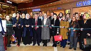 ONİKİŞUBAT BELEDİYESİ, 8 MART DÜNYA KADINLAR GÜNÜ DOLAYISIYLA FOTOĞRAF SERGİSİ AÇTI