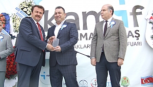 İŞKUR’ DAN ÖZEL SULAR VATAN HASTANESİNE İSTİHDAMA VERDİĞİ DESTEKTEN DOLAYI ANLAMLI ÖDÜL