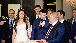 MAHÇİÇEK AİLESİNİN MUTLU GÜNÜ