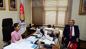 ONİKİŞUBAT’IN KÜÇÜK BAŞKANI SENANUR’UN HAYALLERİ İLGİ TOPLADI