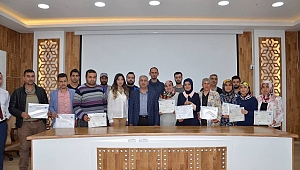 Türkoğlu’nda Kursiyerlere Girişimcilik Belgesi Verildi