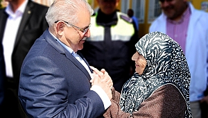  ANNE, SEVGİ VE MERHAMET KAYNAĞIDIR