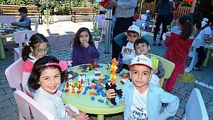 ÇOCUKLAR YAZ TATİLİ ÖNCESİ YAPBOZ İLE EĞLENDİ