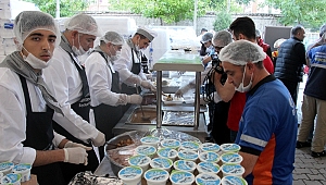 İFTAR ÇADIRI DOLDU TAŞTI