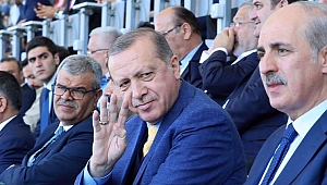 LİDER VE YOL ARKADAŞLARI GENÇLİK BULUŞMASINDA BİR ARADA