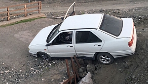 POLİSTEN KAÇAN OTOMOBİLDEN 30 KİLO UYUŞTURUCU ÇIKTI