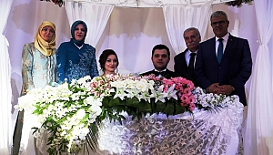 SİYASET VE İŞ DÜNYASI YILIN DÜĞÜNÜNDE BULUŞTU