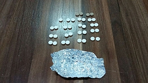 UYUŞTURUCU SATICISI SON İŞİNDE YAKALANDI