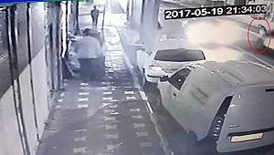 YAŞLI ADAMA OTOMOBİL ÇARPTI