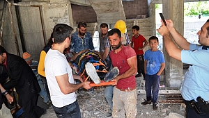 ASANSÖR BOŞLUĞUNA DÜŞEN İŞÇİ YARALANDI