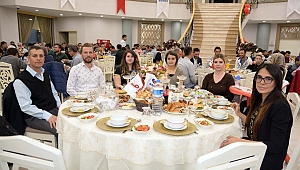 BAŞAK TRAKTÖR ÇALIŞANLARI İFTARDA BULUŞTU