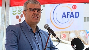 BAŞBAKAN YARDIMCISI KAYNAK ŞEFKAT GEMİSİNİ GAZZE’YE UĞURLADI.