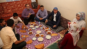 BAŞKAN GÜVEN ÇAT KAPI İFTARLARINA DEVAM EDİYOR…