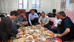 BAŞKAN GÜVEN’DEN ÇAT KAPI İFTAR…