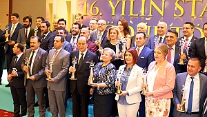 EKOVİTRİN YILIN STARLARI ÖDÜLLENDİRİLDİ