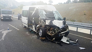 KAHRAMANMARAŞ’TA FECİ KAZA: 2’Sİ BEBEK 18 YARALI