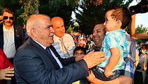 ONİKİŞUBAT’IN GÖNÜL SOFRASI KILAVUZLU PARKINA KURULDU