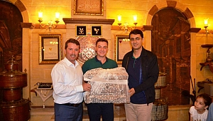 TAYİNİ ÇIKAN GARNİZON KOMUTANINA VEDA PROGRAMI