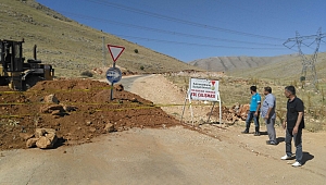 BÜYÜKŞEHİR’DEN ELBİSTAN’DA YOL GENİŞLETME ÇALIŞMASI