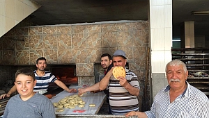 GEÇMİŞTEN GÜNÜMÜZE PAZARCIK'TA FIRINCI VE PASTANECİ ESNAFI