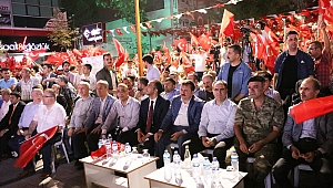 KAHRAMANMARAŞ DEMOKRASİ NÖBETİNDE MAHŞERİ KALABALIK