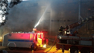 KAHRAMANMARAŞ’TA FABRİKA YANGINI