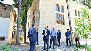 VEYSİ KAYNAK TARİHİ ÇUKUROBA CAMİİNDE