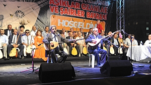 AŞIKLAR ATIŞTI, ŞAİRLER ŞİİR OKUDU, OZANLAR TÜRKÜ SÖYLEDİ