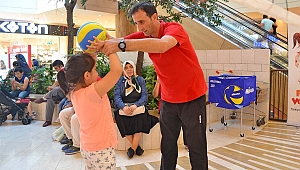 GELECEĞİN SPORCULARI VOLEYBOLLA TANIŞTI