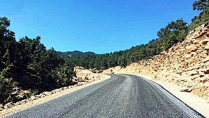 KÜMPERLİ GRUP YOLUNDA ASFALTA HAZIRLIK