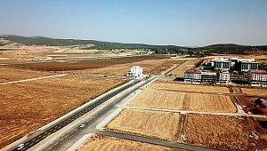 SAĞLIĞA GİDEN YOL ÇİZGİLERİ DE TAMAMLANDI