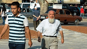  SPOR OLSUN DİYE 25 YILDIR İŞE YÜRÜYEREK GİDİP GELİYOR 
