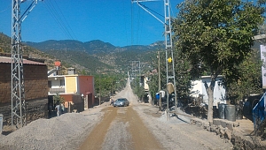 TÜRKOĞLU MAHALLELERİNDE YOL ÇALIŞMASI