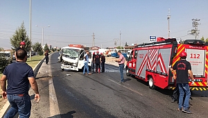 YAKIT TANKERİ İLE TIR ÇARPIŞTI: 2 YARALI