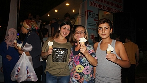 ADANA SICAĞINA MARAŞ DONDURMASI