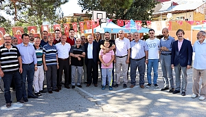 ÇOCUKLARI TEKNOLOJİNİN ZARARLARINDAN GELENEKSEL OYUNLARLA KORUYORLAR 