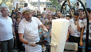 DONDURMA FESTİVALİ RENKLİ ANLARA SAHNE OLDU 