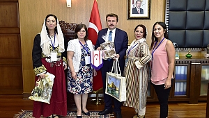 HALK DANSLARI TOPLULUKLARINDAN BAŞKAN ERKOÇ’A ZİYARET