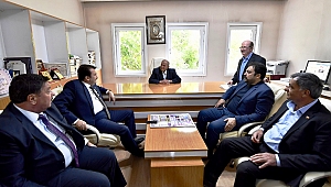 Başkan Erkoç’tan Elbistan Gazetelerine Ziyaret
